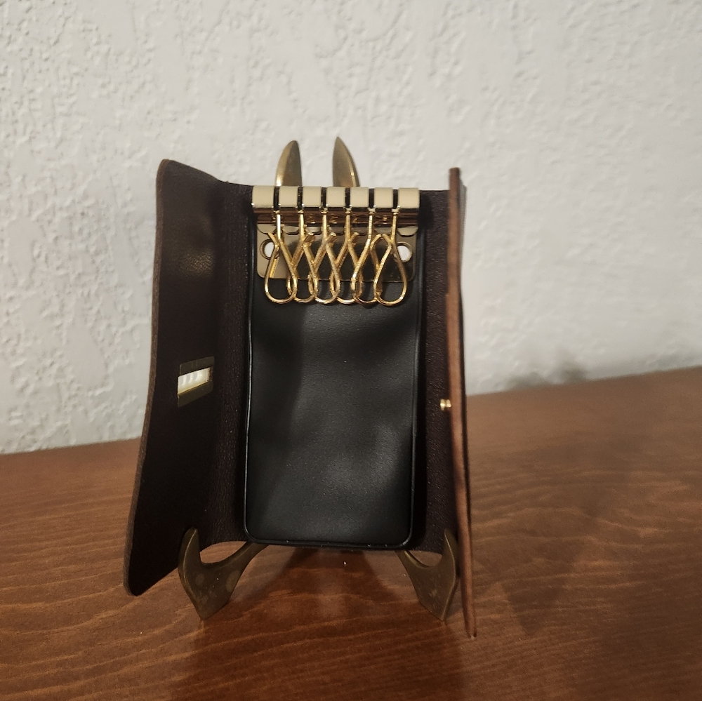 Rolfs Brown Cowhide Key Case - Picture 2 of 2